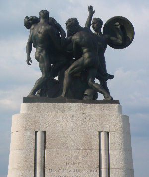 Monumento ai caduti a Trieste